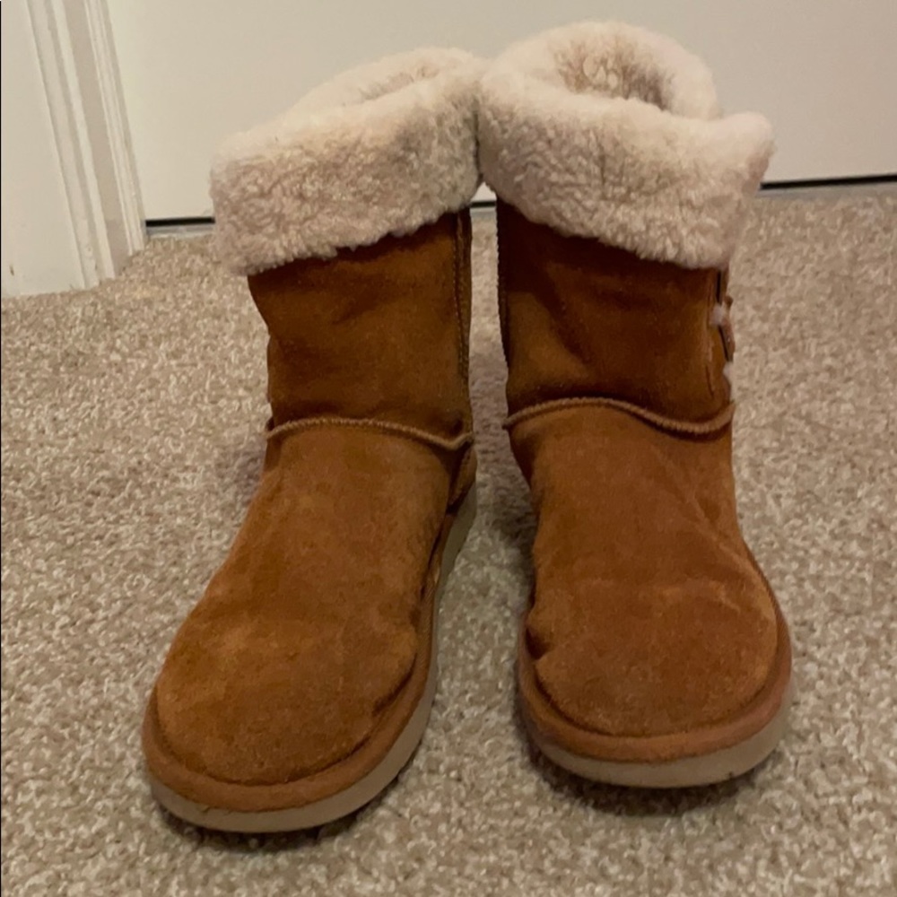 UGG light brown boots